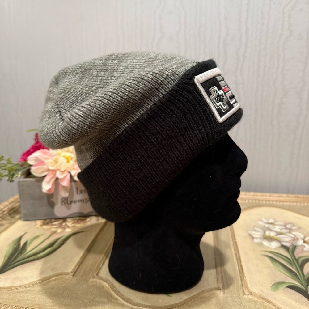 Nintendo NES Retro Controller Cuffed Winter Beani… - image 11